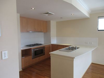 56a Millcrest St, Scarborough