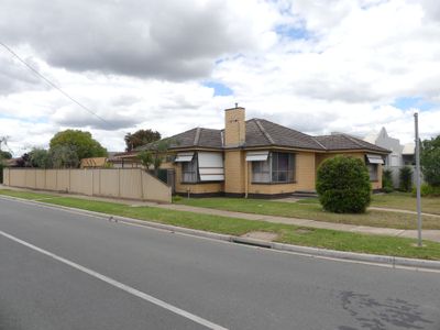 573 Wyndham Street, Shepparton