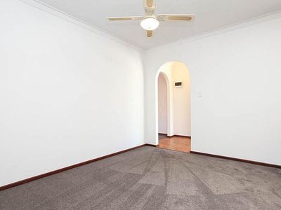 1 / 7-9 Kanimbla Road, Bicton