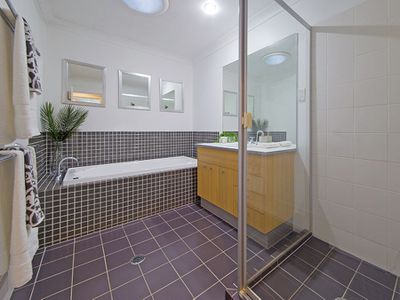 2 Hepburn Close, Wakerley