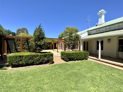 2A William Street, Forbes