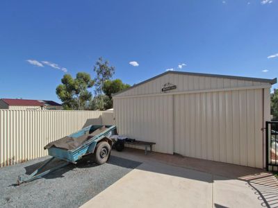 17 Vitali Crescent, Somerville