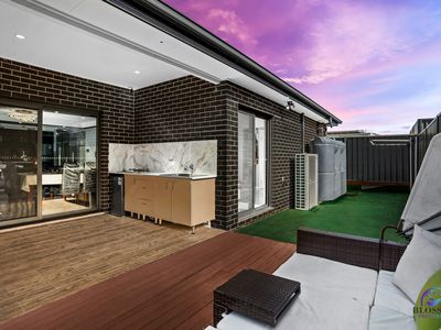 6 Globe Street, Riverstone