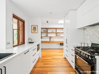6 Clover Court, Altona Meadows