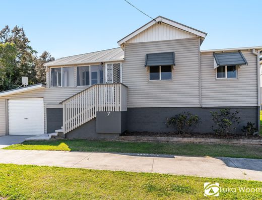 Charming Home in The Heart of Harwood