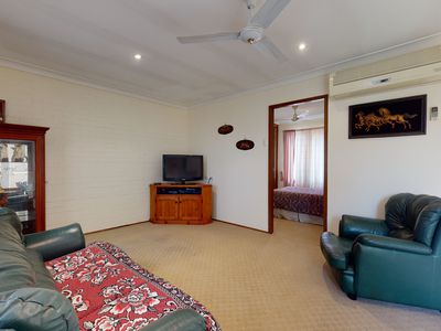 2 / 27 Hunter Street, Dubbo