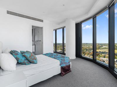 2613 / 826 Whitehorse Road, Box Hill