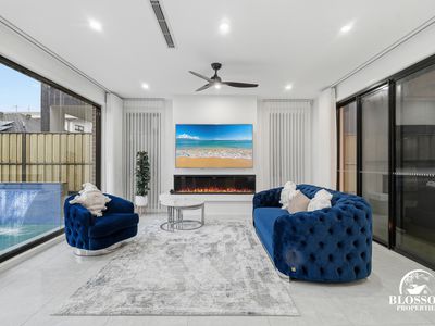 24 Gromark Terrace(THE GABLES), Box Hill