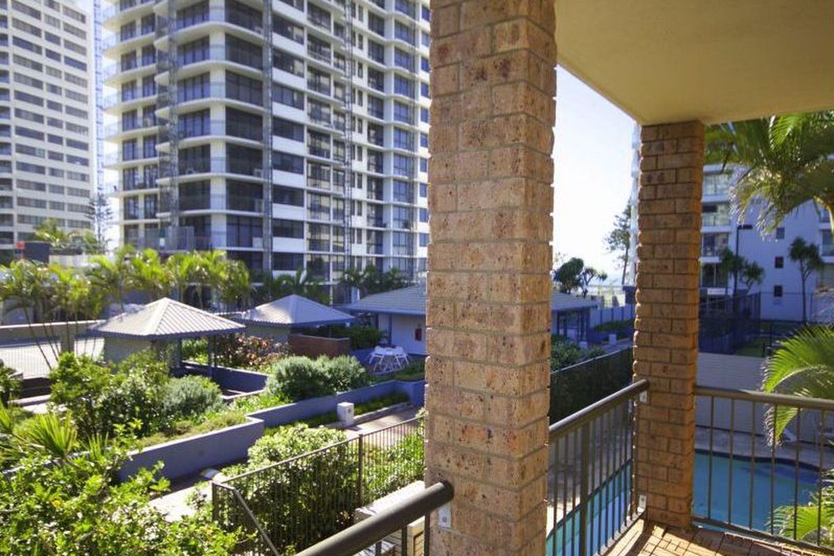 3 / 20a Old Burleigh Road, Surfers Paradise