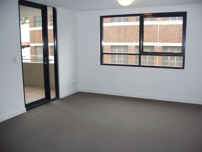 8 Eve Street, Newtown