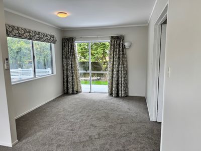 24 Perindale Drive, Chartwell