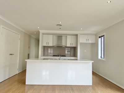 27 Chapman Drive, Wyndham Vale