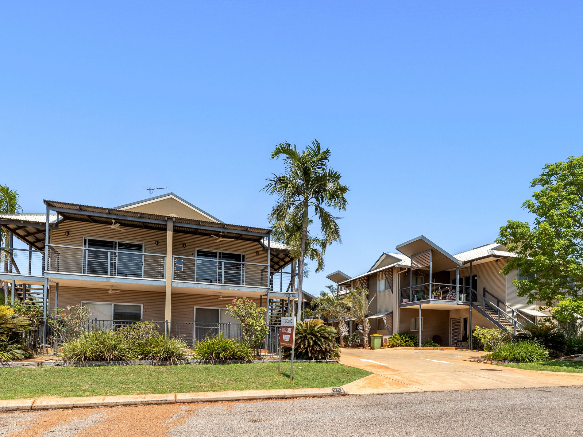 10 / 25 Dalmatio Street, Bilingurr