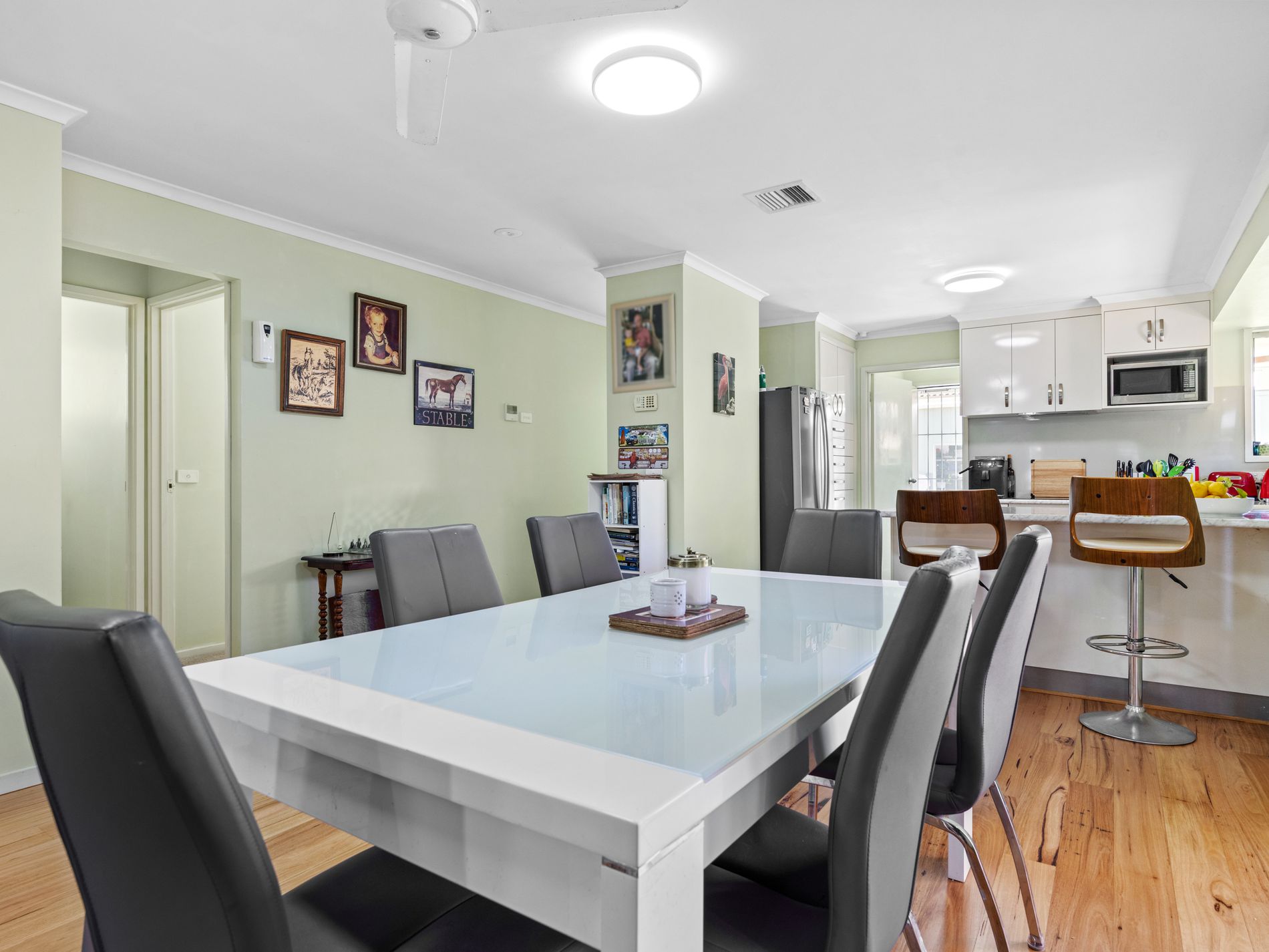 43 MacArthur Street, Sale