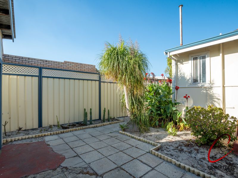 118 Bulong Avenue, Redcliffe
