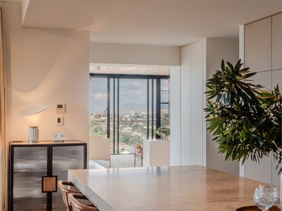 1 Balmoral Drive, Castle Hill