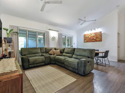 27 Forrest Parade , Bakewell