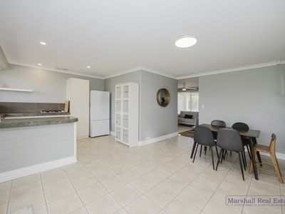 32 Thicket Circuit, Banksia Grove