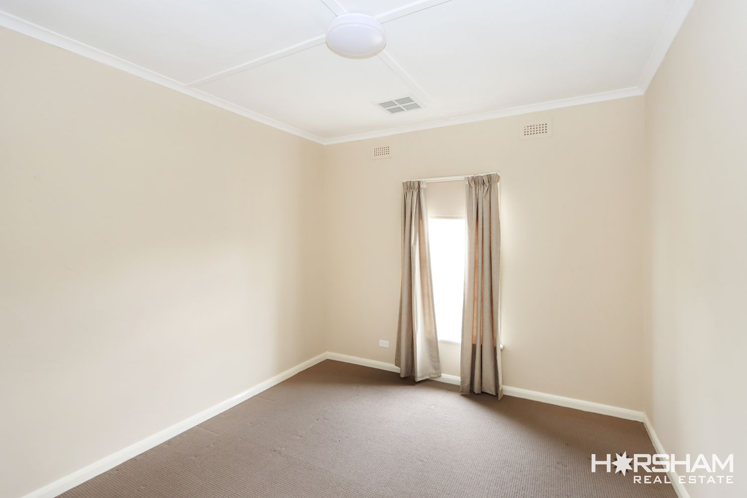31 Edith Street, Horsham