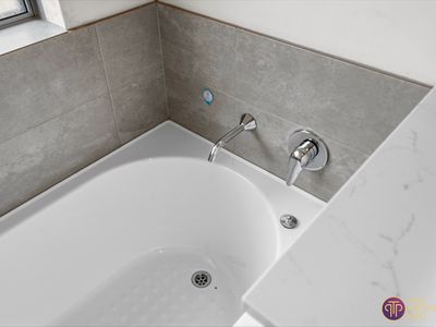 18 Fenchurch Drive, Hilbert