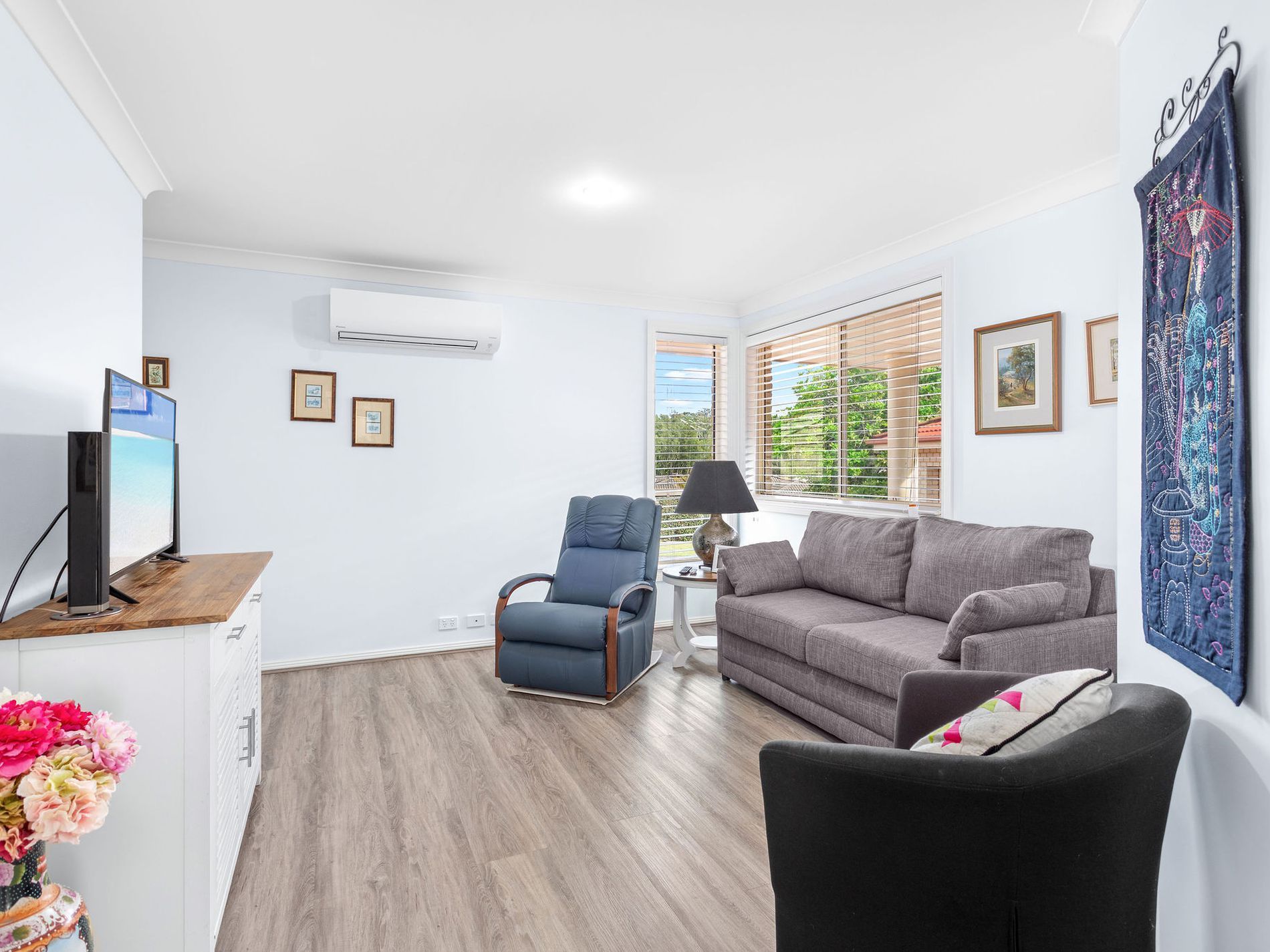 2 / 1 Caryota Place, Forster