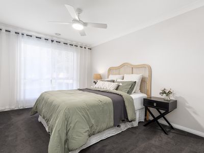 4 Hillock Avenue, East Albury