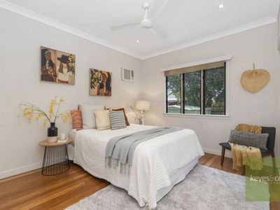 17 Sheerwater Parade, Douglas