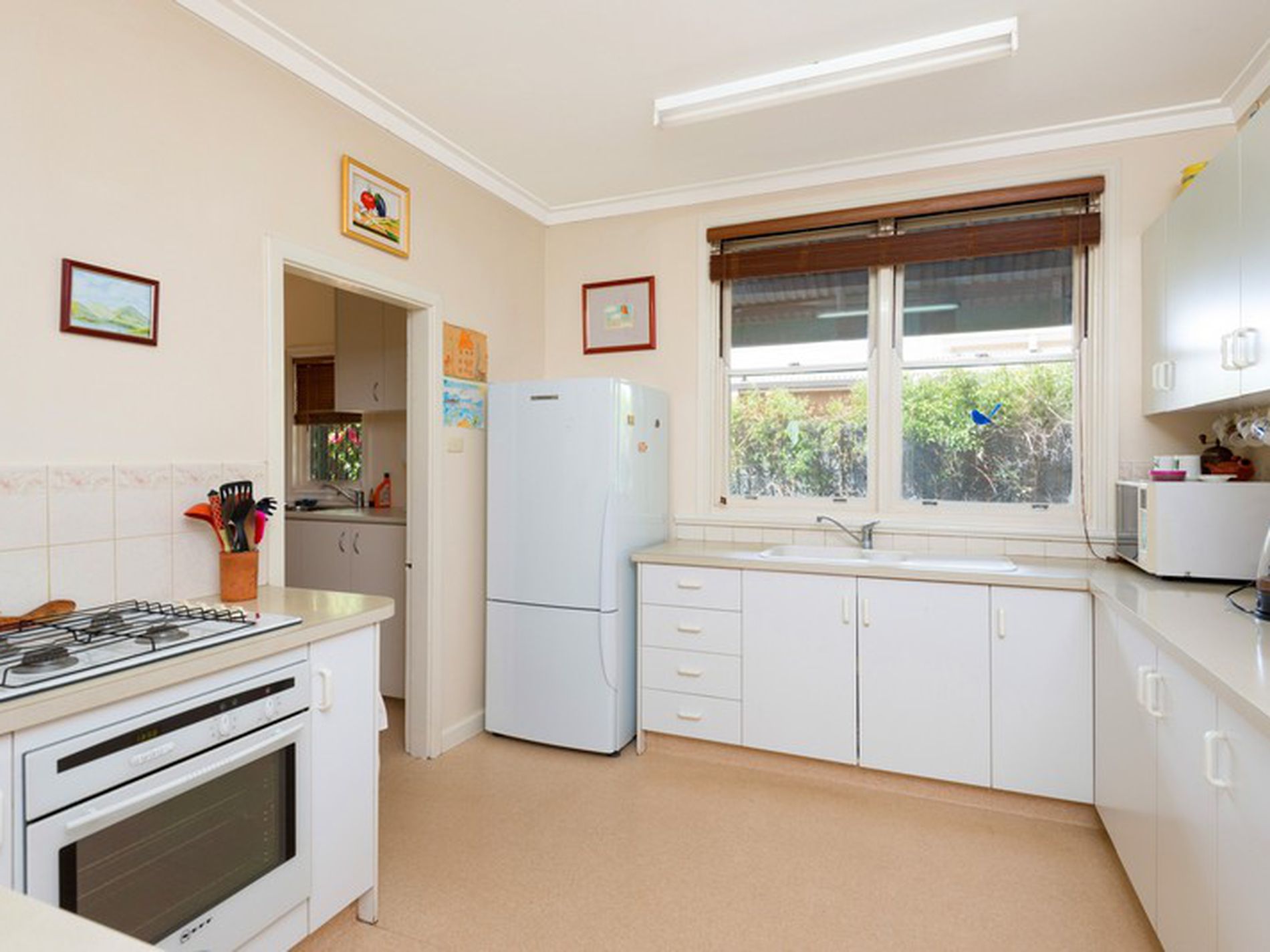 84 Varden Street, Piccadilly