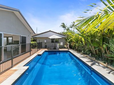 6 Coreen Avenue, Tewantin