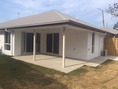 1 / 23 Apple Berry Avenue, Coomera
