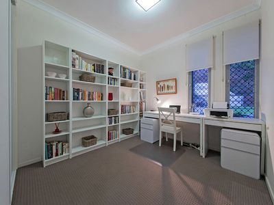 38 Feathertail Place, Gumdale