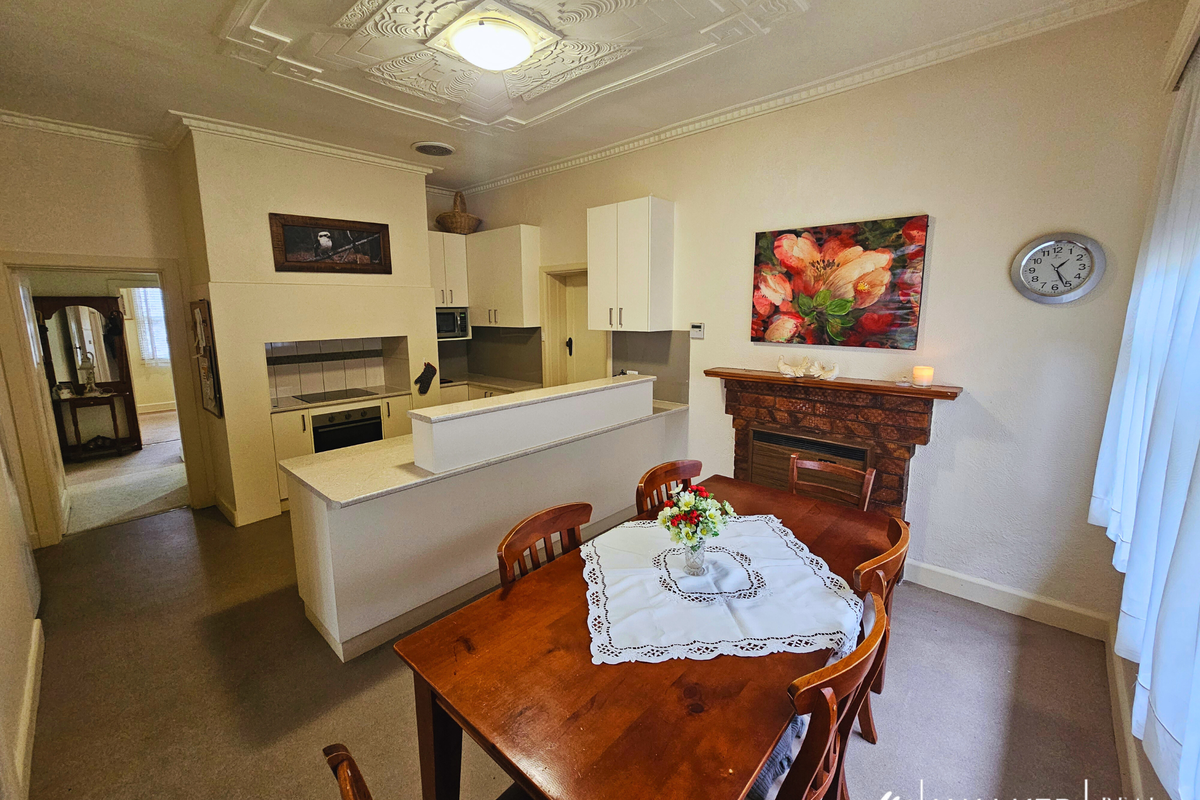 16 Saunders Street, Kyabram