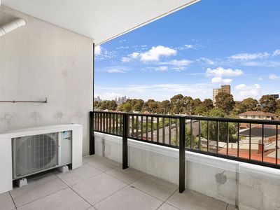 301A/72 Ascot Vale Road, Flemington