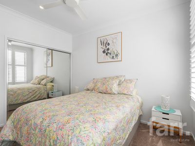 19 / 33 Sickle Avenue, Hope Island