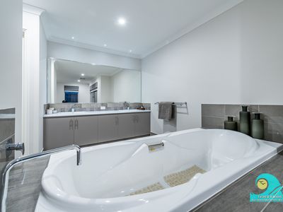 52 Parkland Drive, Yanchep