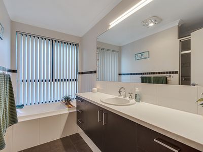 9 Wrasse Corner, Yanchep