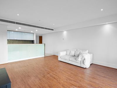 901 / 108 Terrace Road, East Perth