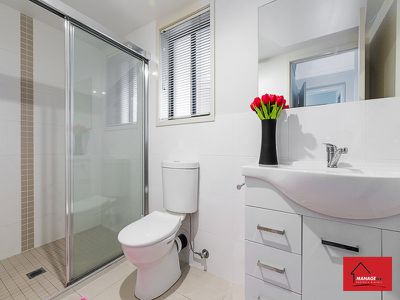 2 / 2 Adair Street, Scullin