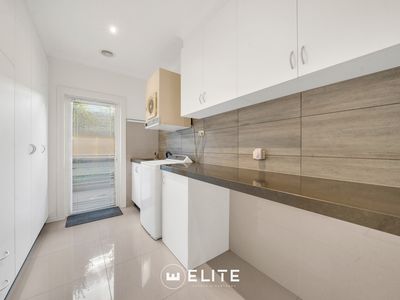 6 Ascot Rise, Berwick