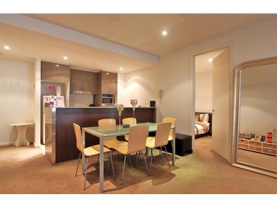 408 / 52 Nott Street, Port Melbourne