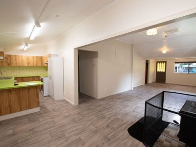 16 Claret Street, Forbes