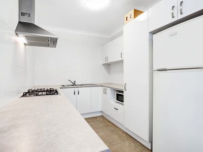 1 / 27 Cowper Street, Wallsend