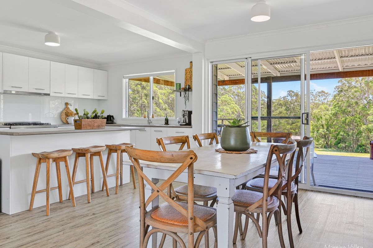 322 Hubbards Road North, Topi Topi