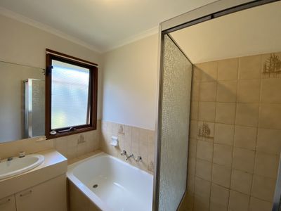 7 / 247 Heaths Road, Hoppers Crossing