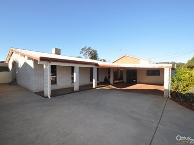 6 Moonah Street, Dubbo
