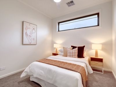 19E Sutton Avenue, Seacombe Gardens