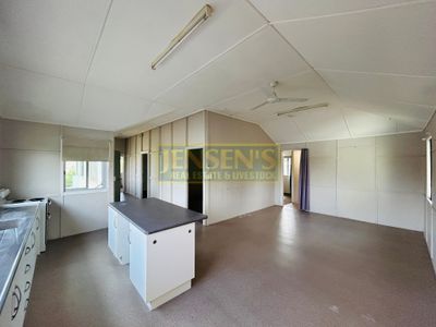 5 Daydawn Road, Charters Towers City