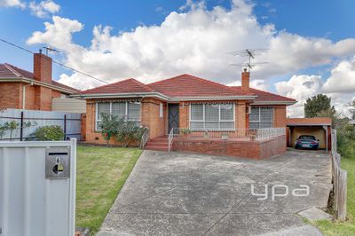 6 Miriam Court, Airport West