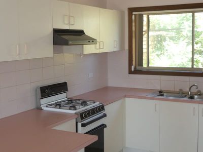 2 / 115 Tarcombe Rd, Seymour