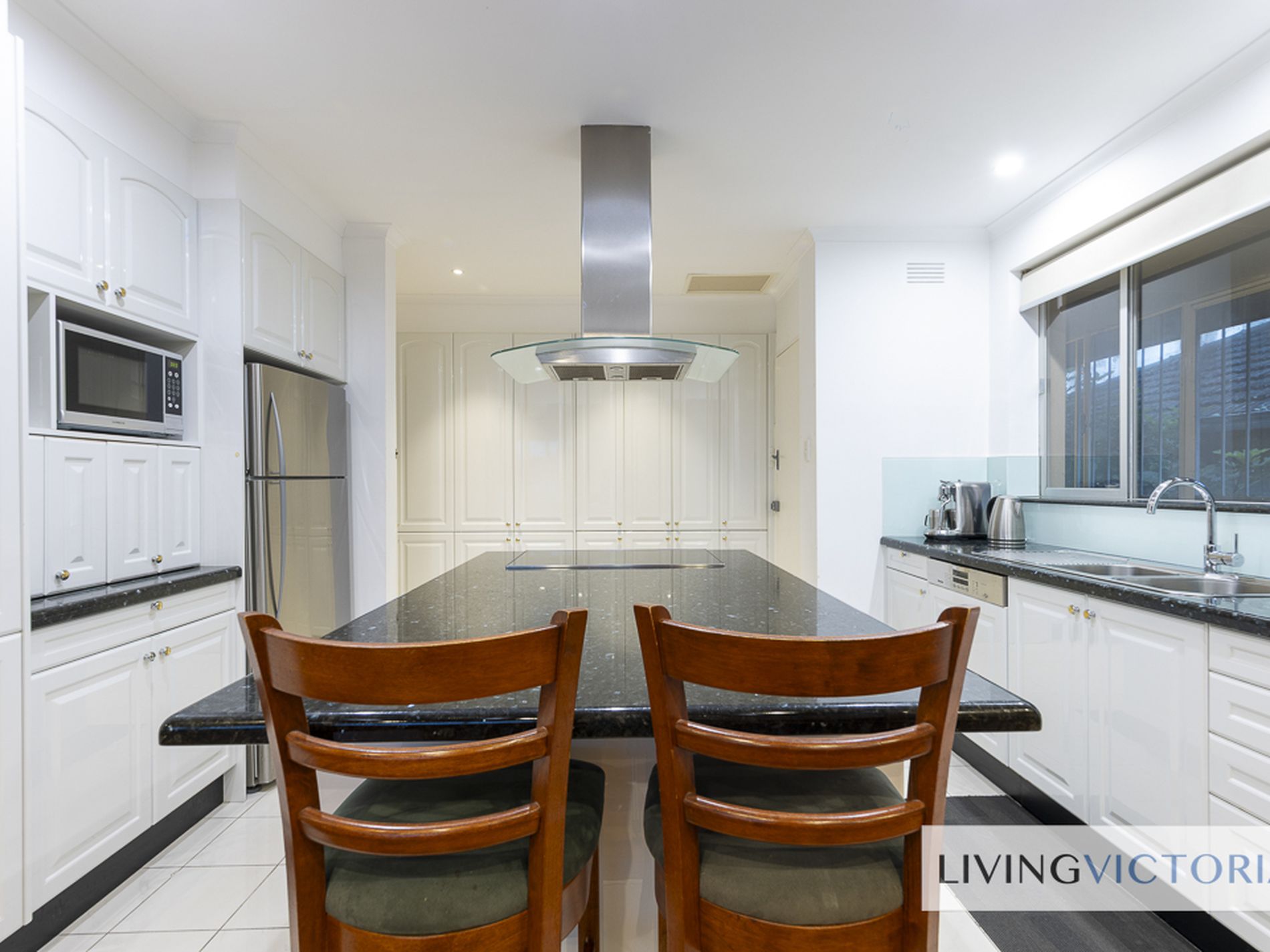 9 Terang Avenue, Burwood East